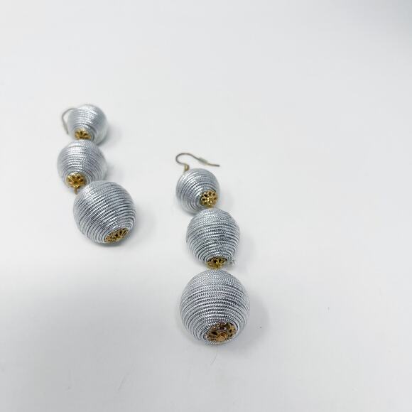 Silver Gray Thread Ball Dangle Earrings Pom Pom Bobble Wrapped Drop Statement - Picture 2 of 4